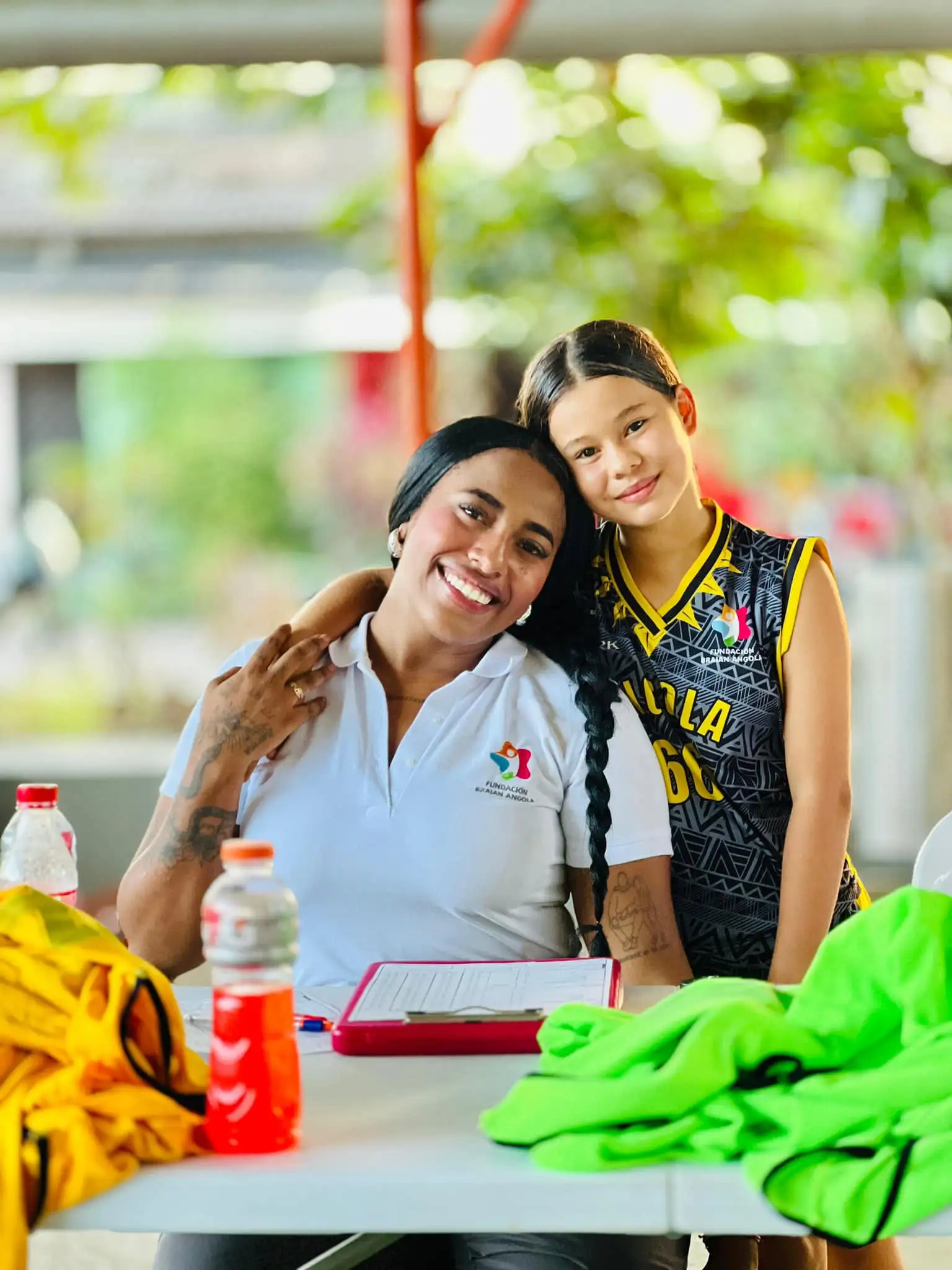 Sesión de acompañamiento psicosocial y desarrollo emocional con jóvenes deportistas